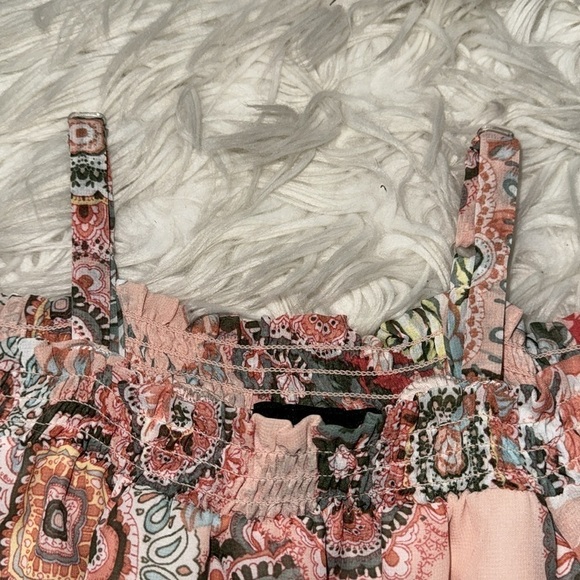 Trendy Amy Byer Top - Picture 3 of 5